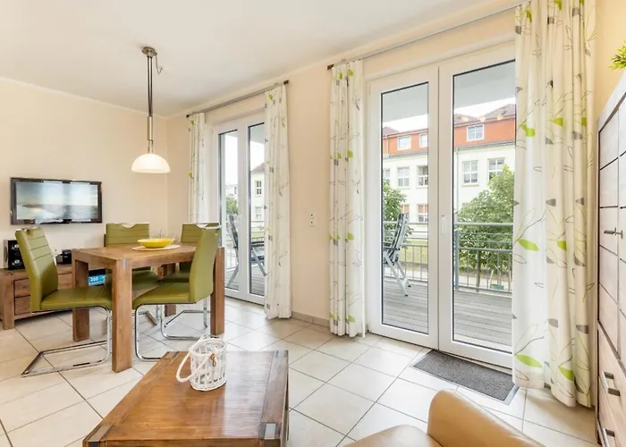 Residenz Margarete Mit Balkon Und Strandkorb Am *