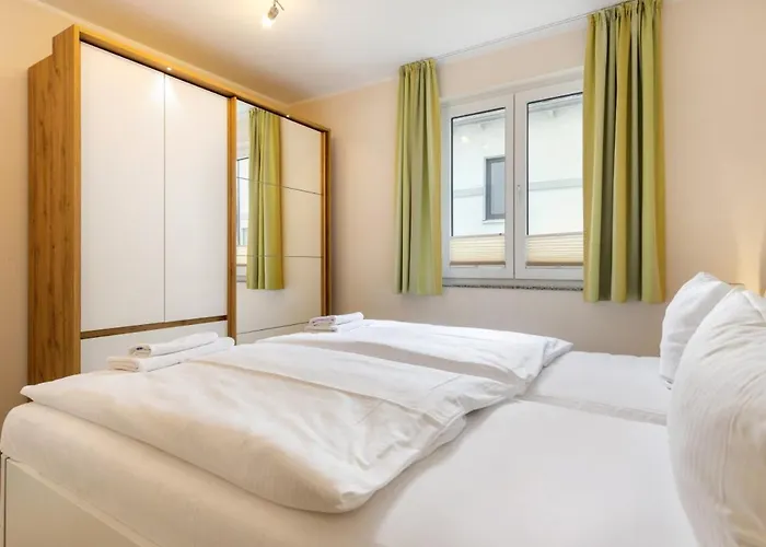 Residenz Margarete Mit Balkon Und Strandkorb Am * Binz