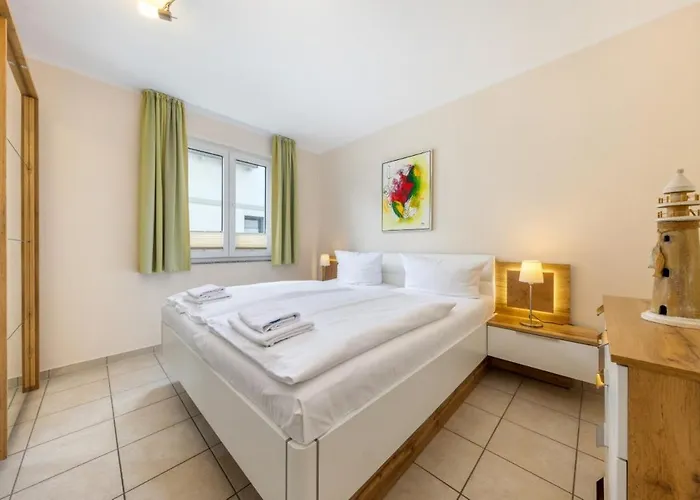 Residenz Margarete Mit Balkon Und Strandkorb Am Lejlighed Binz